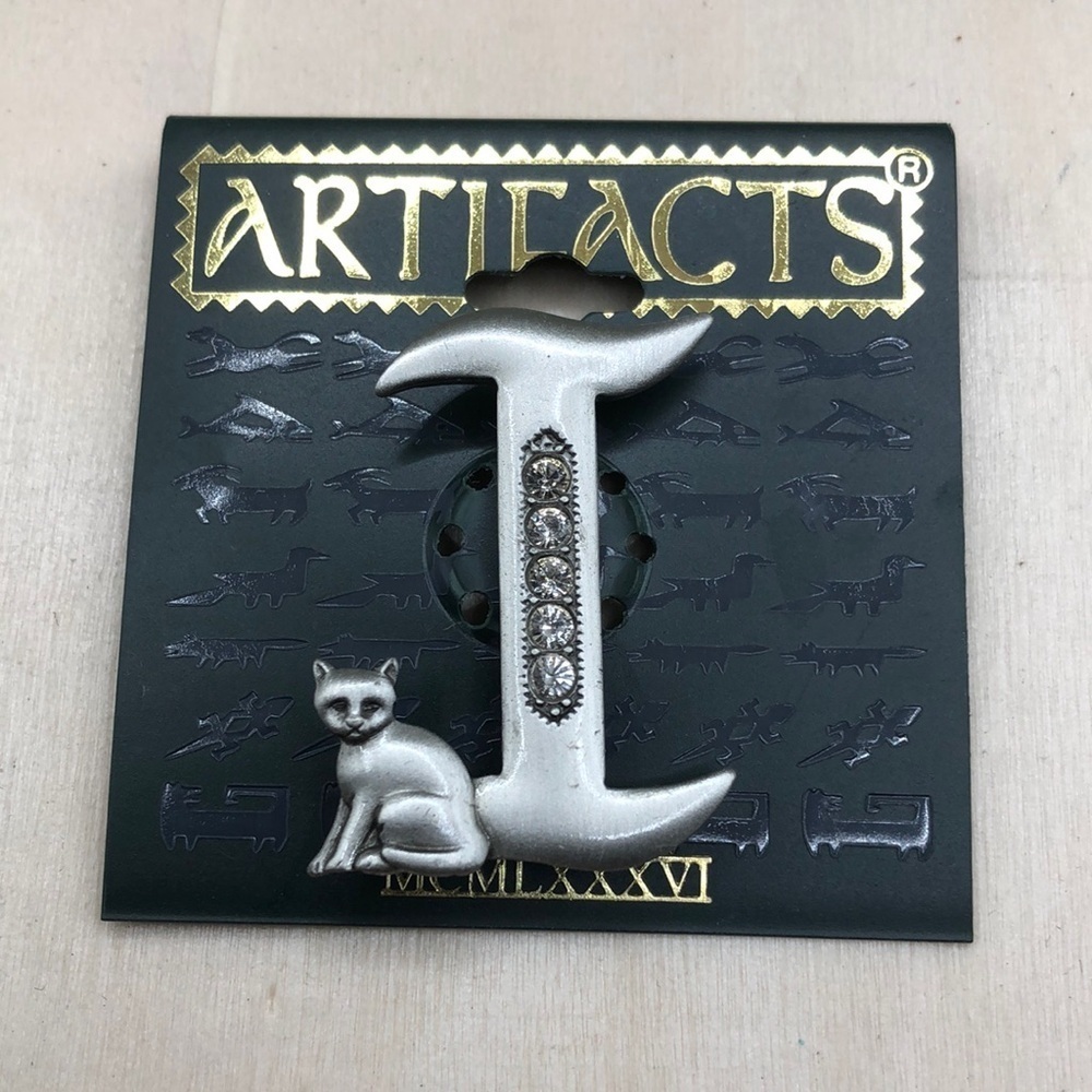 JJ Jonette Jewelry Artifacts Initial Letter I Cat Brooch Vintage. Statement.
